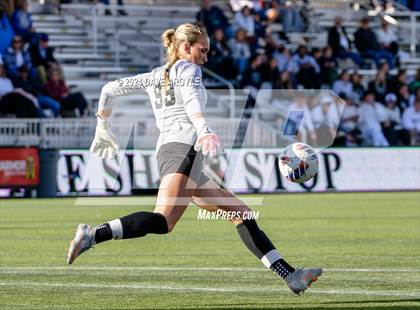 Thumbnail 3 in Syracuse vs Lone Peak (UHSAA 6A Semifinal) photogallery.