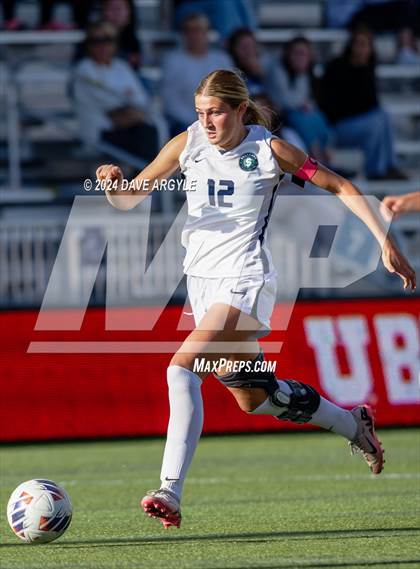 Thumbnail 3 in Syracuse vs Lone Peak (UHSAA 6A Semifinal) photogallery.