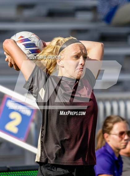 Thumbnail 1 in Syracuse vs Lone Peak (UHSAA 6A Semifinal) photogallery.