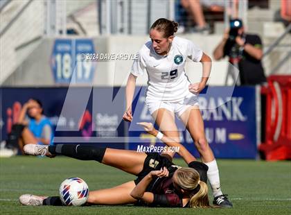 Thumbnail 3 in Syracuse vs Lone Peak (UHSAA 6A Semifinal) photogallery.