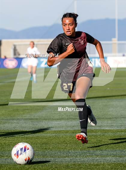 Thumbnail 2 in Syracuse vs Lone Peak (UHSAA 6A Semifinal) photogallery.