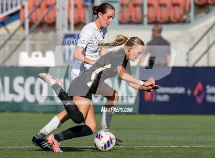 Thumbnail 2 in Syracuse vs Lone Peak (UHSAA 6A Semifinal) photogallery.