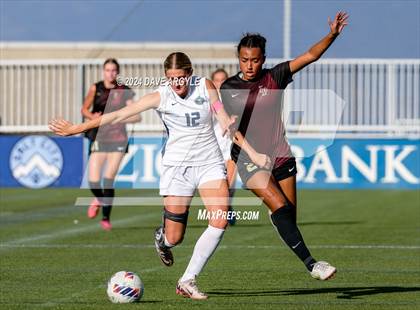 Thumbnail 3 in Syracuse vs Lone Peak (UHSAA 6A Semifinal) photogallery.