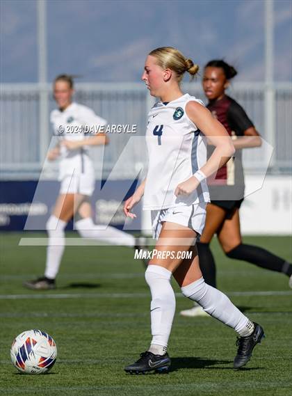 Thumbnail 1 in Syracuse vs Lone Peak (UHSAA 6A Semifinal) photogallery.