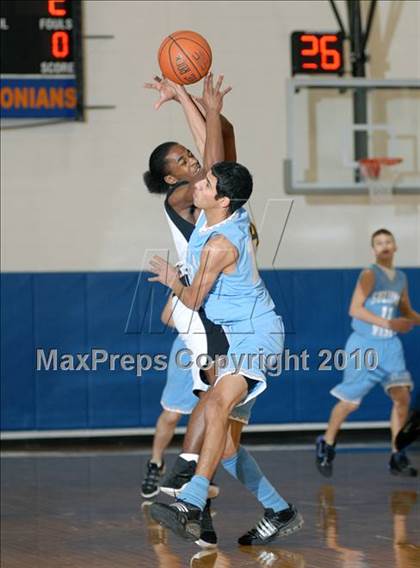Thumbnail 3 in Sullivan West vs. Fallsburg (Hambletonian Classic) photogallery.