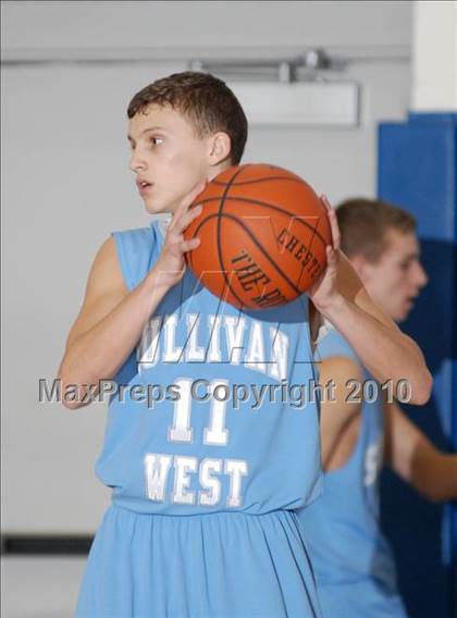 Thumbnail 1 in Sullivan West vs. Fallsburg (Hambletonian Classic) photogallery.