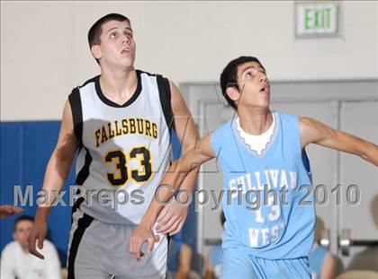 Thumbnail 1 in Sullivan West vs. Fallsburg (Hambletonian Classic) photogallery.