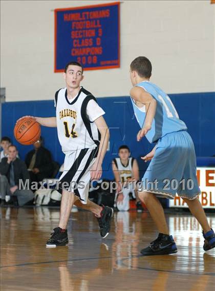 Thumbnail 3 in Sullivan West vs. Fallsburg (Hambletonian Classic) photogallery.