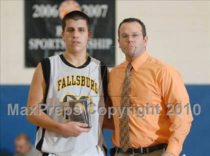 Thumbnail 3 in Sullivan West vs. Fallsburg (Hambletonian Classic) photogallery.