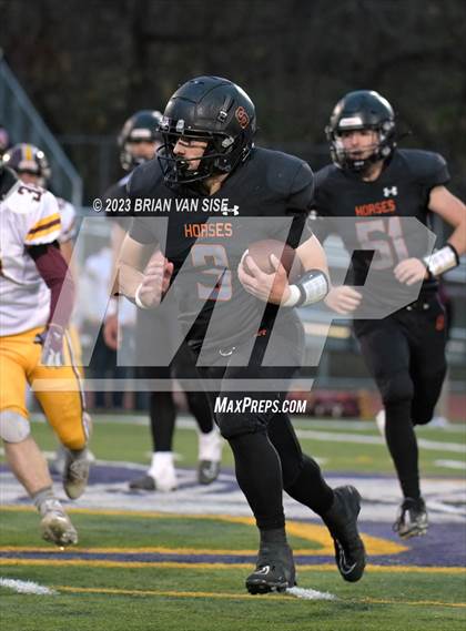 Thumbnail 2 in Fonda-Fultonville @ Schuylerville photogallery.