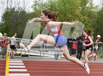 Thumbnail 2 in Section V Finals (Girls Hurdles) photogallery.