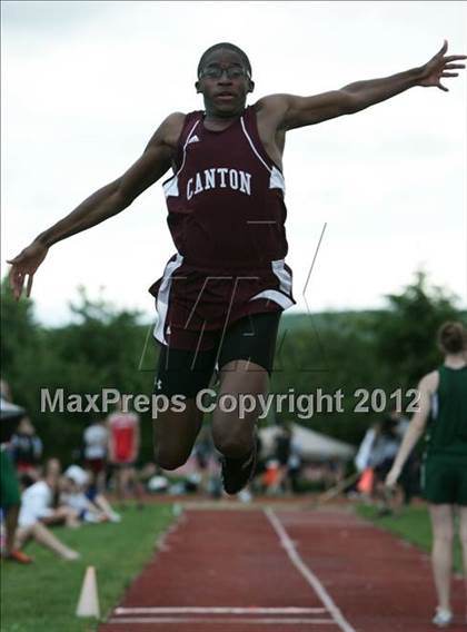 Thumbnail 1 in NCCC Track & Field Championships photogallery.