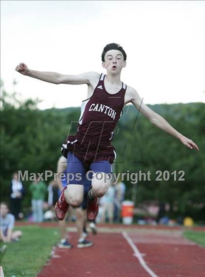 Thumbnail 3 in NCCC Track & Field Championships photogallery.