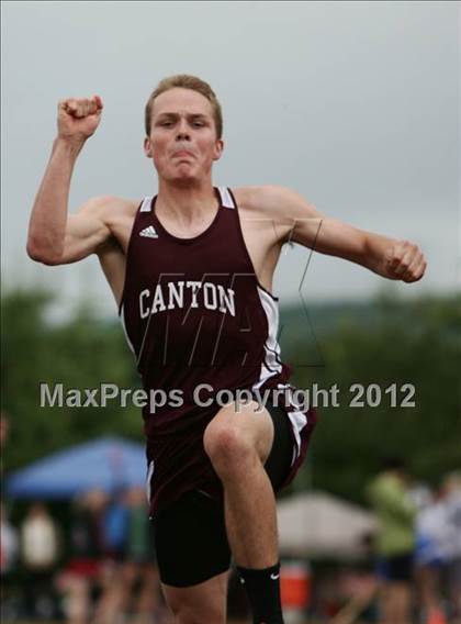 Thumbnail 2 in NCCC Track & Field Championships photogallery.