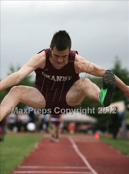 Thumbnail 3 in NCCC Track & Field Championships photogallery.