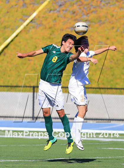 Thumbnail 2 in Fallbrook vs. Patrick Henry (CIF SDS D3 Final) photogallery.