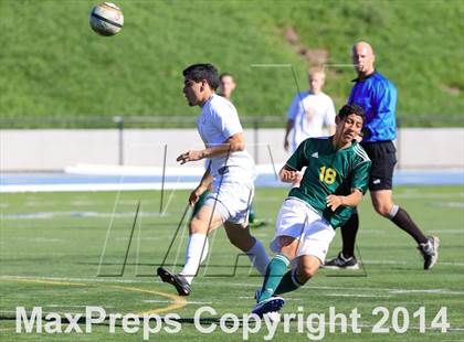 Thumbnail 2 in Fallbrook vs. Patrick Henry (CIF SDS D3 Final) photogallery.