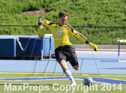 Thumbnail 3 in Fallbrook vs. Patrick Henry (CIF SDS D3 Final) photogallery.