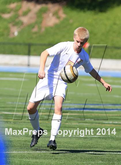 Thumbnail 3 in Fallbrook vs. Patrick Henry (CIF SDS D3 Final) photogallery.