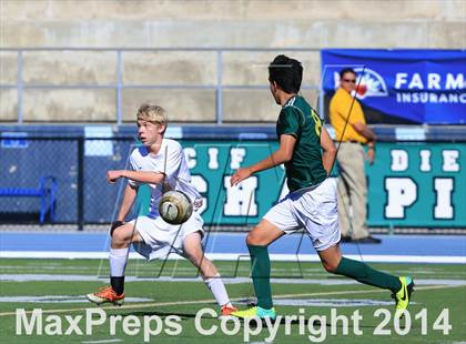 Thumbnail 2 in Fallbrook vs. Patrick Henry (CIF SDS D3 Final) photogallery.