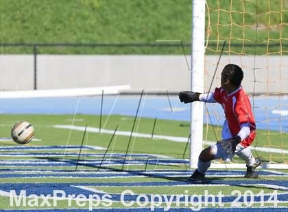 Thumbnail 1 in Fallbrook vs. Patrick Henry (CIF SDS D3 Final) photogallery.