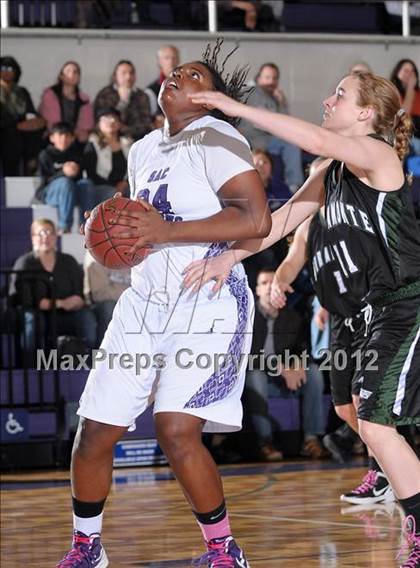 Thumbnail 3 in Miramonte @ Sacramento (CIF D3 NorCal Playoffs) photogallery.