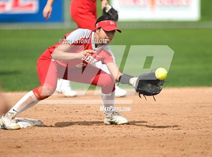 Thumbnail 2 in Mater Dei @ Los Alamitos photogallery.
