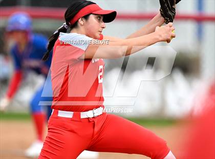 Thumbnail 3 in Mater Dei @ Los Alamitos photogallery.