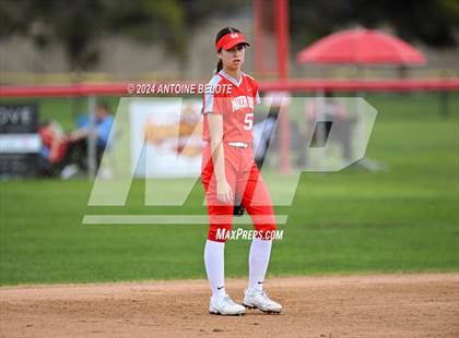 Thumbnail 2 in Mater Dei @ Los Alamitos photogallery.