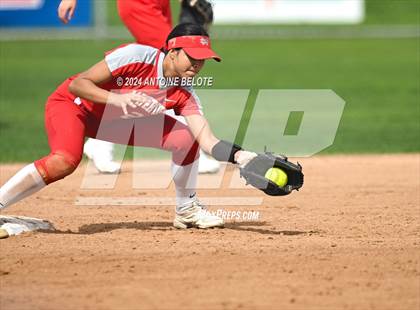 Thumbnail 3 in Mater Dei @ Los Alamitos photogallery.