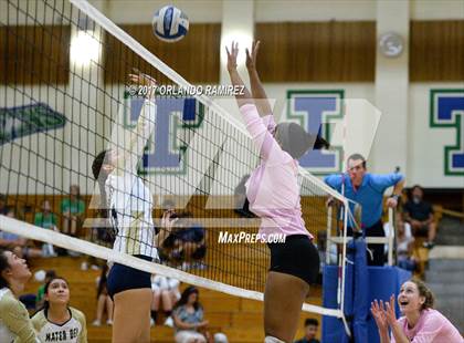 Thumbnail 3 in Mater Dei Catholic @ Eastlake photogallery.