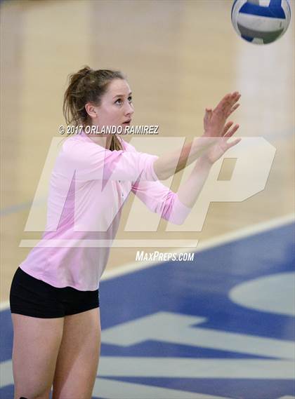 Thumbnail 1 in Mater Dei Catholic @ Eastlake photogallery.