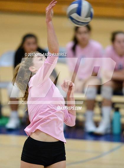 Thumbnail 2 in Mater Dei Catholic @ Eastlake photogallery.