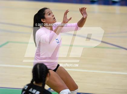 Thumbnail 1 in Mater Dei Catholic @ Eastlake photogallery.