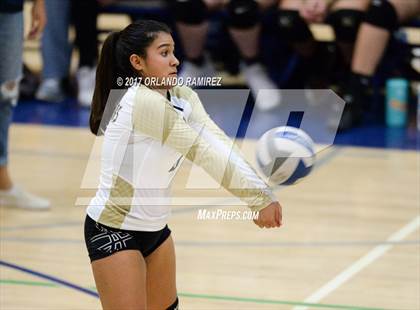 Thumbnail 3 in Mater Dei Catholic @ Eastlake photogallery.