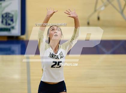 Thumbnail 2 in Mater Dei Catholic @ Eastlake photogallery.