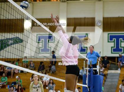 Thumbnail 1 in Mater Dei Catholic @ Eastlake photogallery.