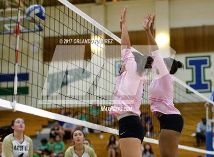 Thumbnail 2 in Mater Dei Catholic @ Eastlake photogallery.