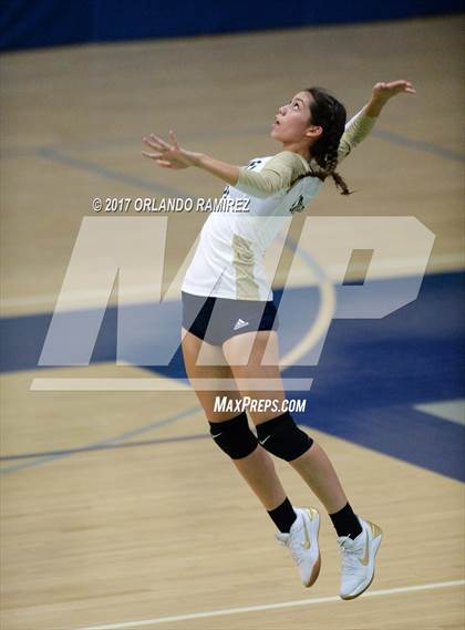 Thumbnail 2 in Mater Dei Catholic @ Eastlake photogallery.
