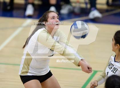 Thumbnail 2 in Mater Dei Catholic @ Eastlake photogallery.