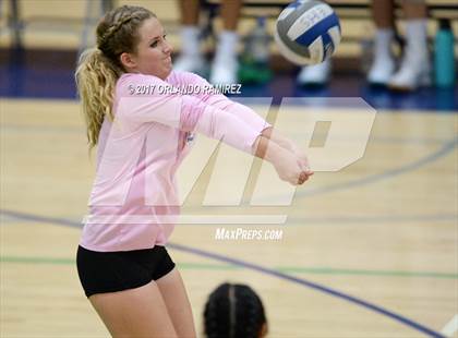 Thumbnail 2 in Mater Dei Catholic @ Eastlake photogallery.