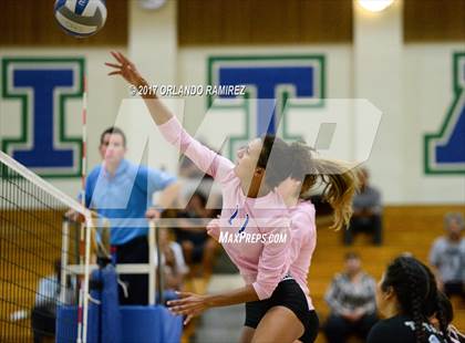 Thumbnail 3 in Mater Dei Catholic @ Eastlake photogallery.