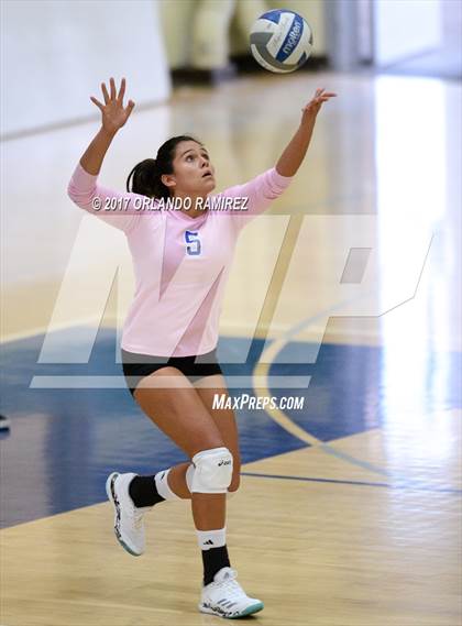 Thumbnail 1 in Mater Dei Catholic @ Eastlake photogallery.