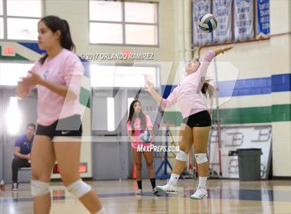 Thumbnail 1 in Mater Dei Catholic @ Eastlake photogallery.