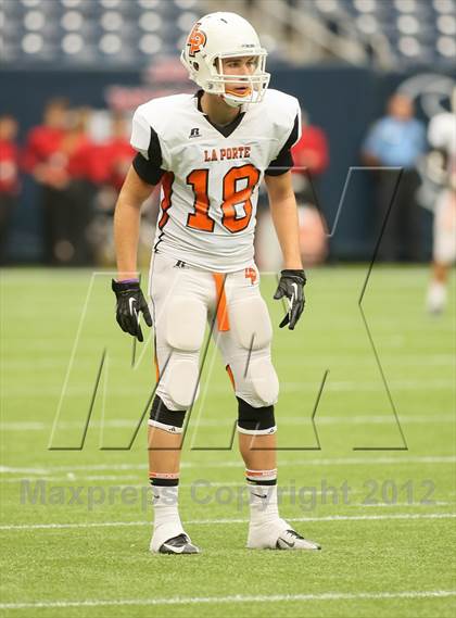 Thumbnail 3 in Katy vs. La Porte (UIL 5A Division 2 Regional Playoff) photogallery.