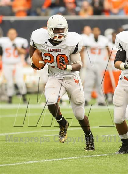 Thumbnail 3 in Katy vs. La Porte (UIL 5A Division 2 Regional Playoff) photogallery.