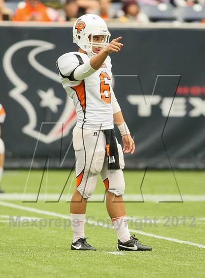 Thumbnail 2 in Katy vs. La Porte (UIL 5A Division 2 Regional Playoff) photogallery.