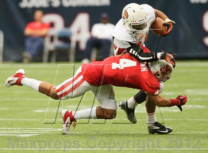Thumbnail 2 in Katy vs. La Porte (UIL 5A Division 2 Regional Playoff) photogallery.