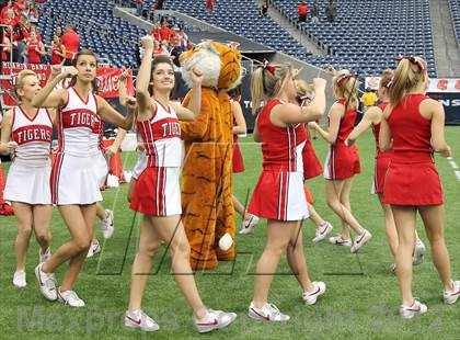 Thumbnail 3 in Katy vs. La Porte (UIL 5A Division 2 Regional Playoff) photogallery.