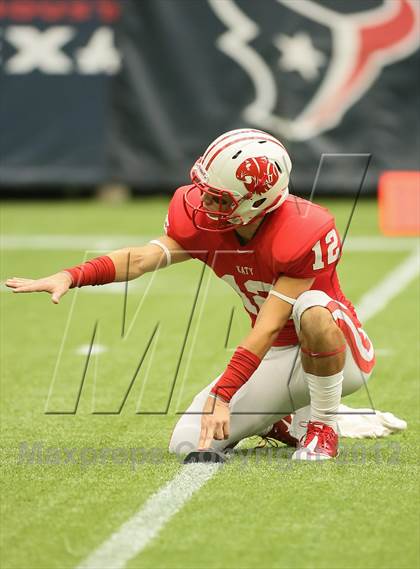 Thumbnail 2 in Katy vs. La Porte (UIL 5A Division 2 Regional Playoff) photogallery.